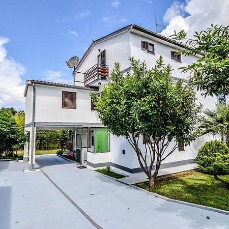 Apartmani Andrea Pula Exterior photo