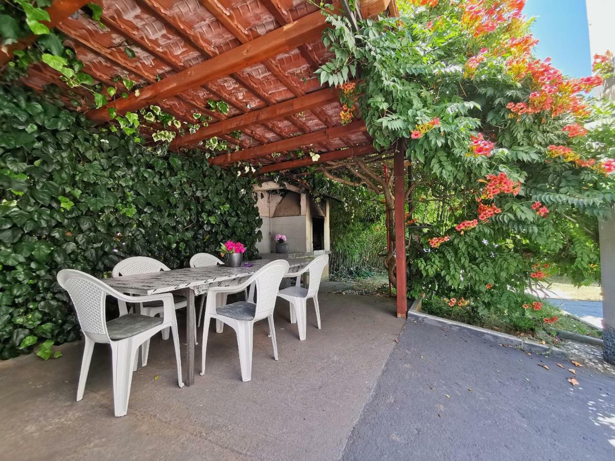 Apartmani Andrea Pula Exterior photo